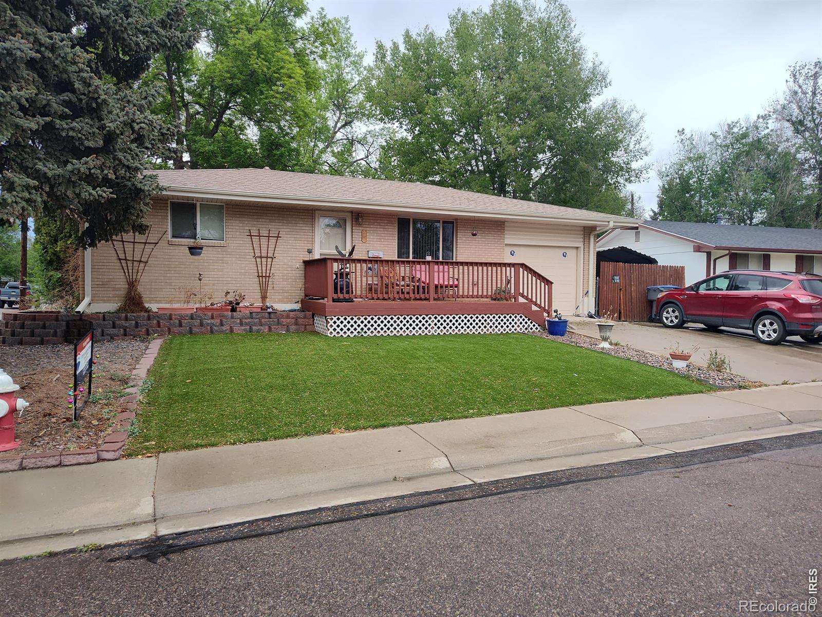 2 Forsyth Drive