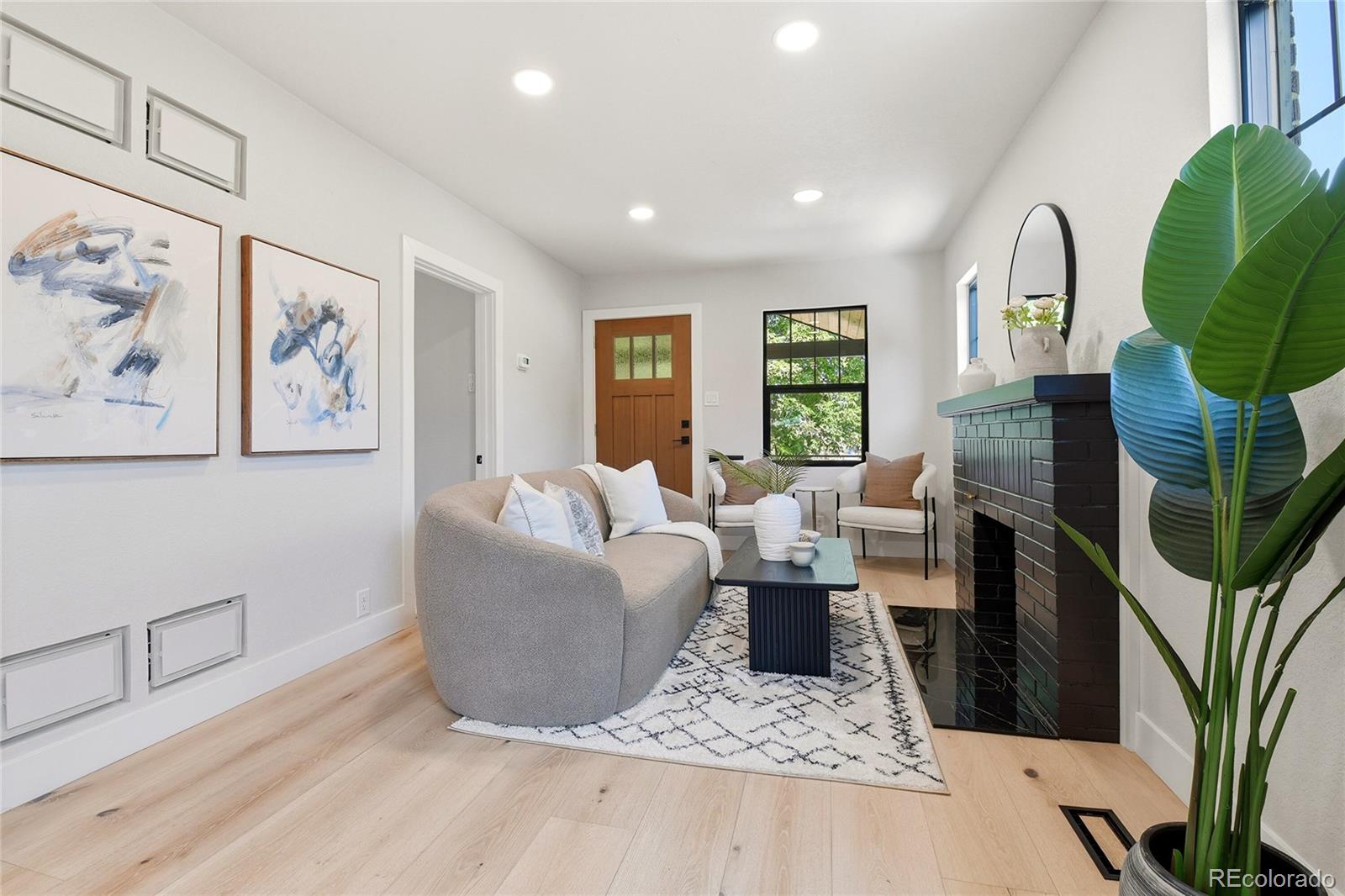 4545 Decatur Street