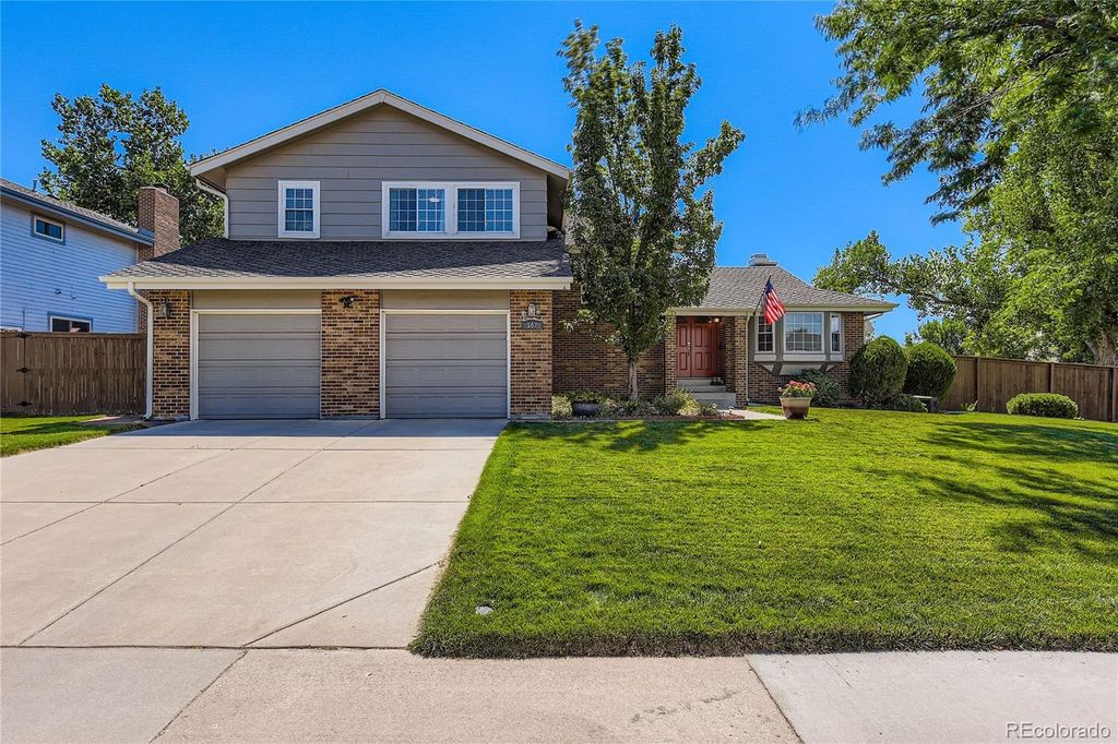 Photo of 507 Fox Hunt Circle, Highlands Ranch, CO 80126 (MLS # 5294163)