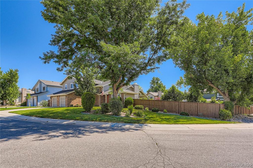Photo of 507 Fox Hunt Circle, Highlands Ranch, CO 80126 (MLS # 5294163)
