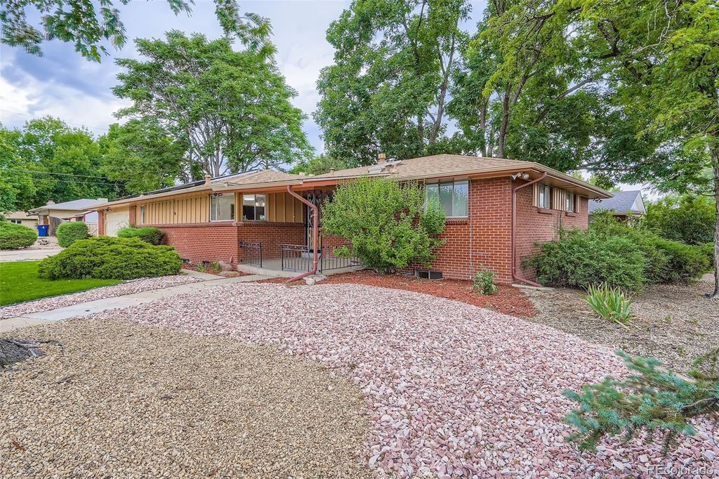 Photo of 7801 W 39th Avenue, Wheat Ridge, CO 80033 (MLS # 9279758)