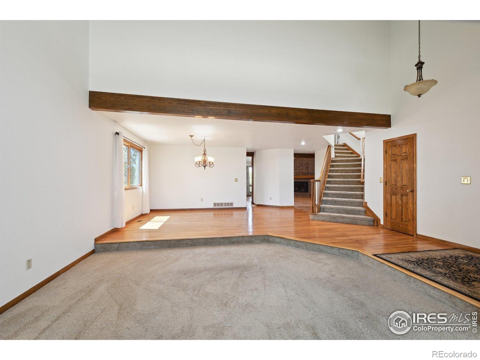1105 Oakhurst Drive