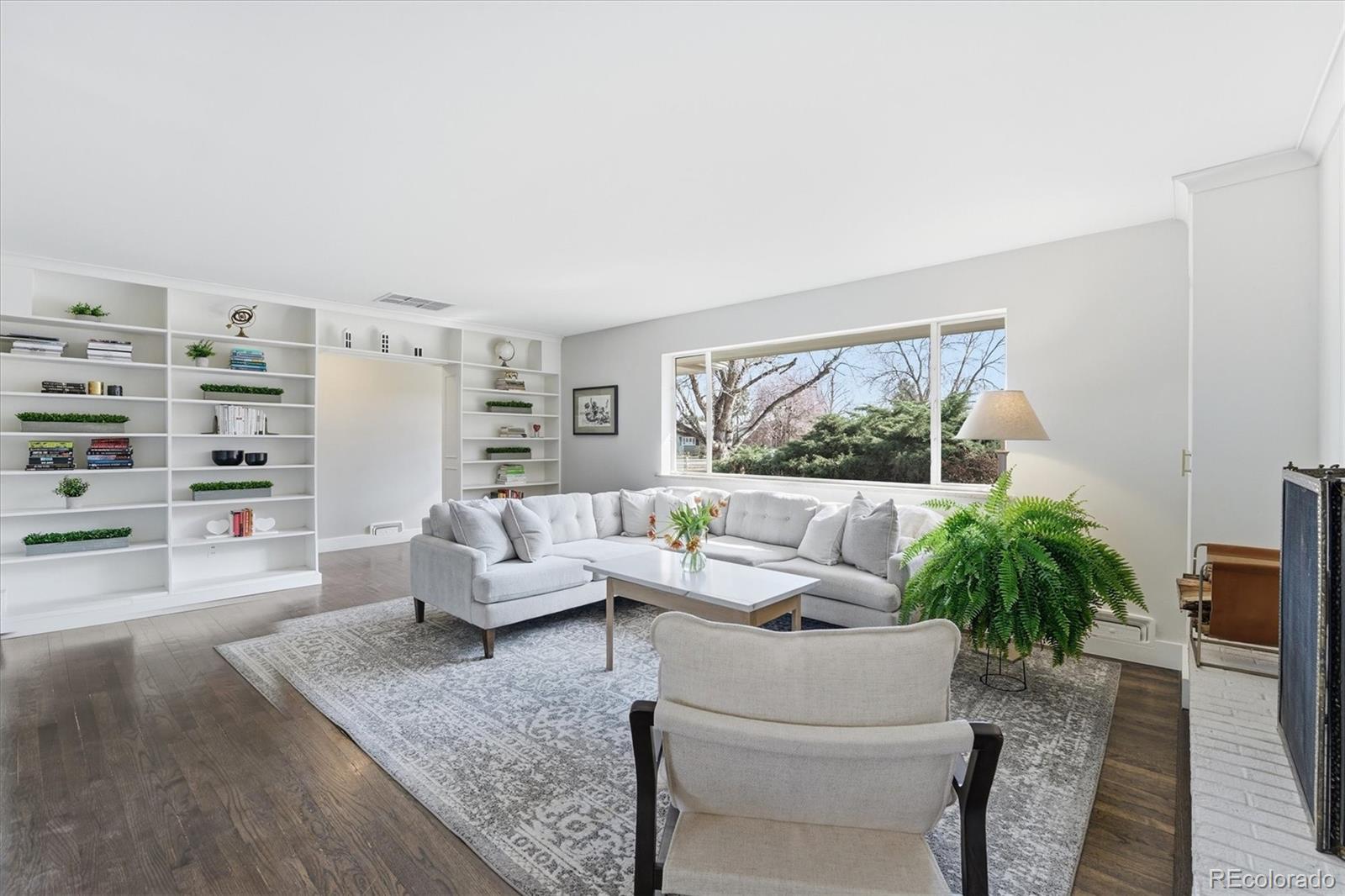 4523 Frontier Street