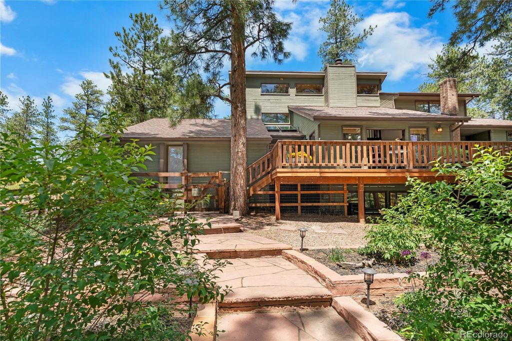 Photo of 4515 Red Rock Drive, Larkspur, CO 80118 (MLS # 4706652)