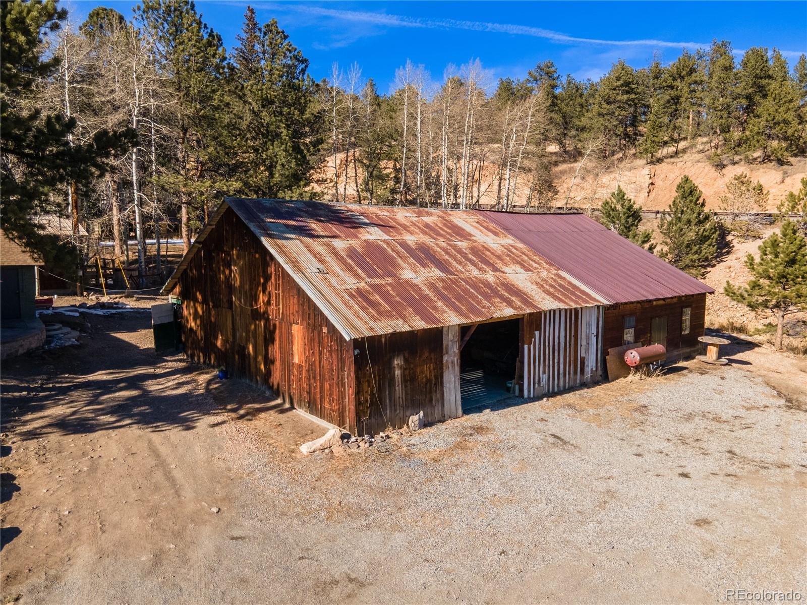 993 Highway 7 Business