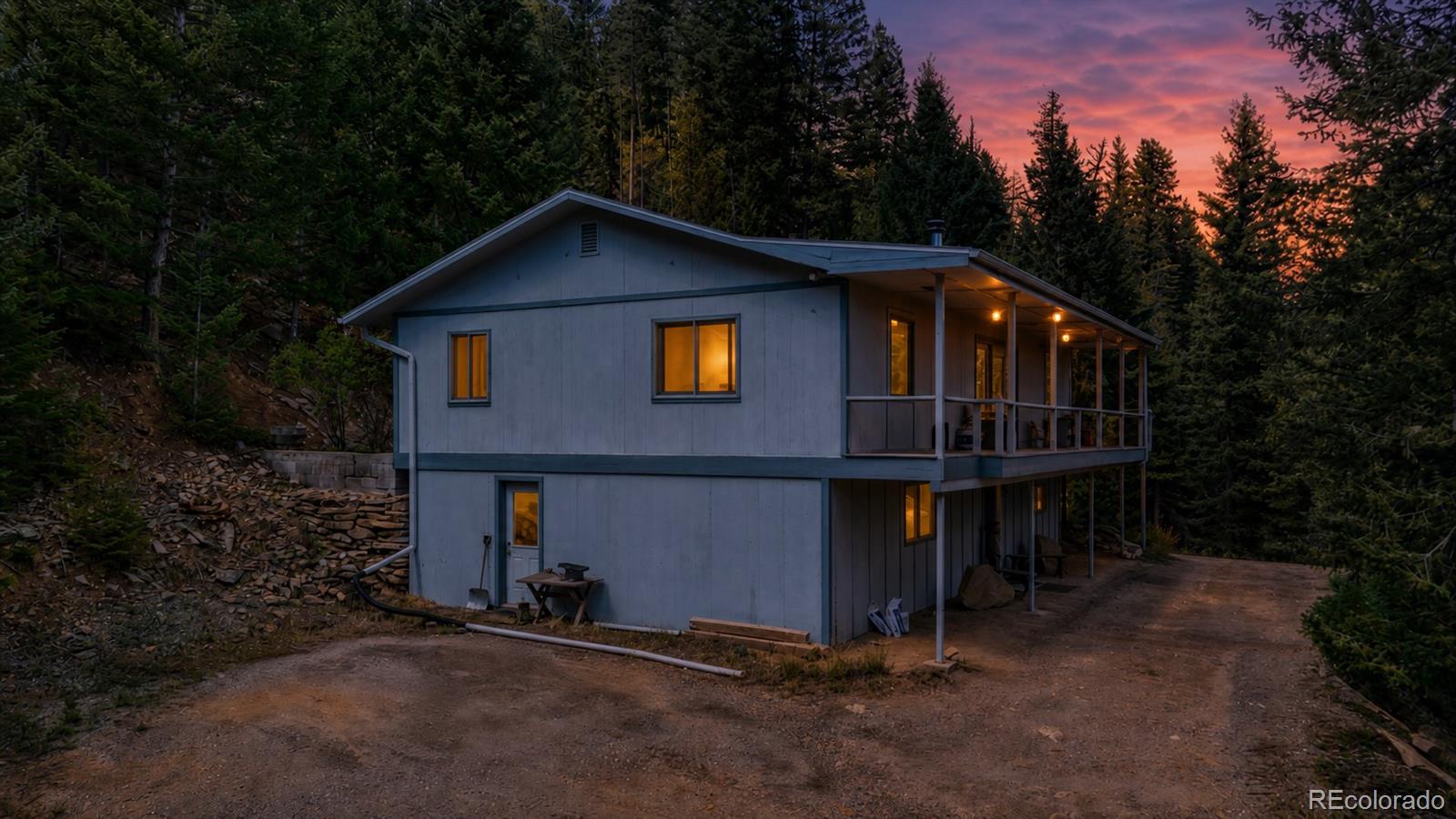 990 Saddleback Drive