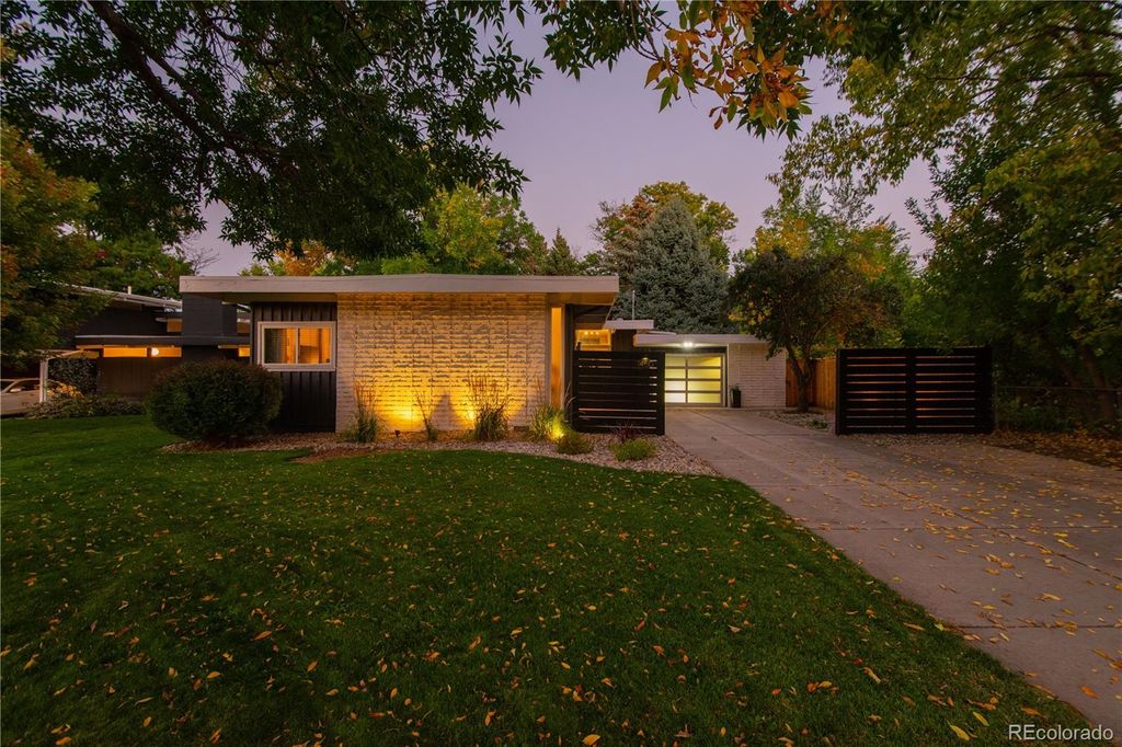 Photo of 1450 S Dahlia Street, Denver, CO 80222 (MLS # 7126800)