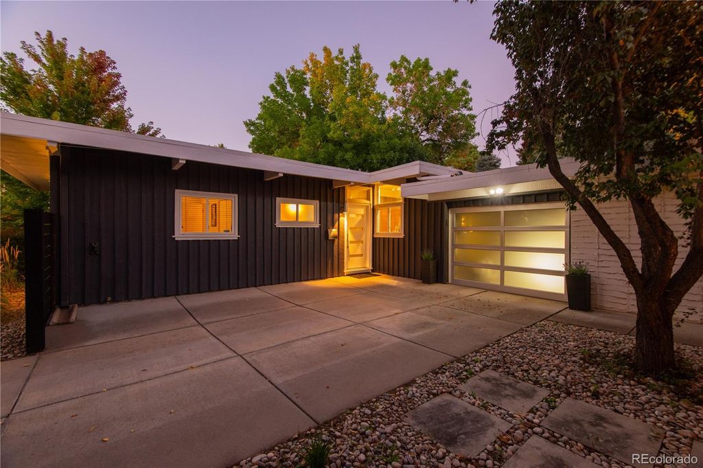 Photo of 1450 S Dahlia Street, Denver, CO 80222 (MLS # 7126800)