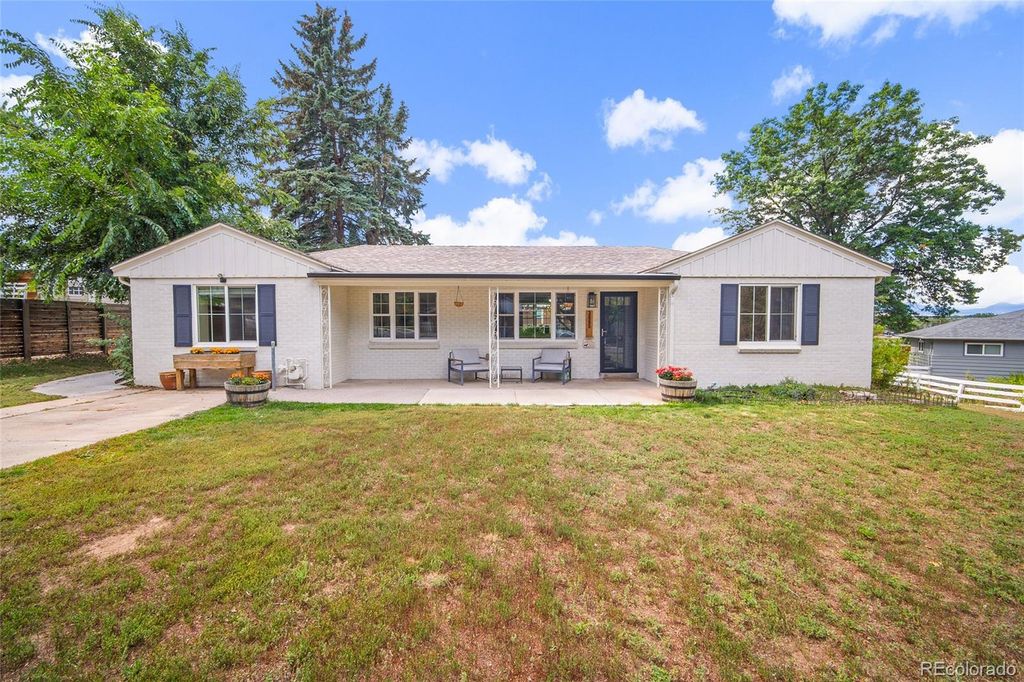 Photo of 3865 Independence Court, Wheat Ridge, CO 80033 (MLS # 2254152)