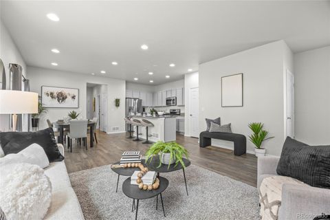 6643 N Danube Way Denver CO 80249