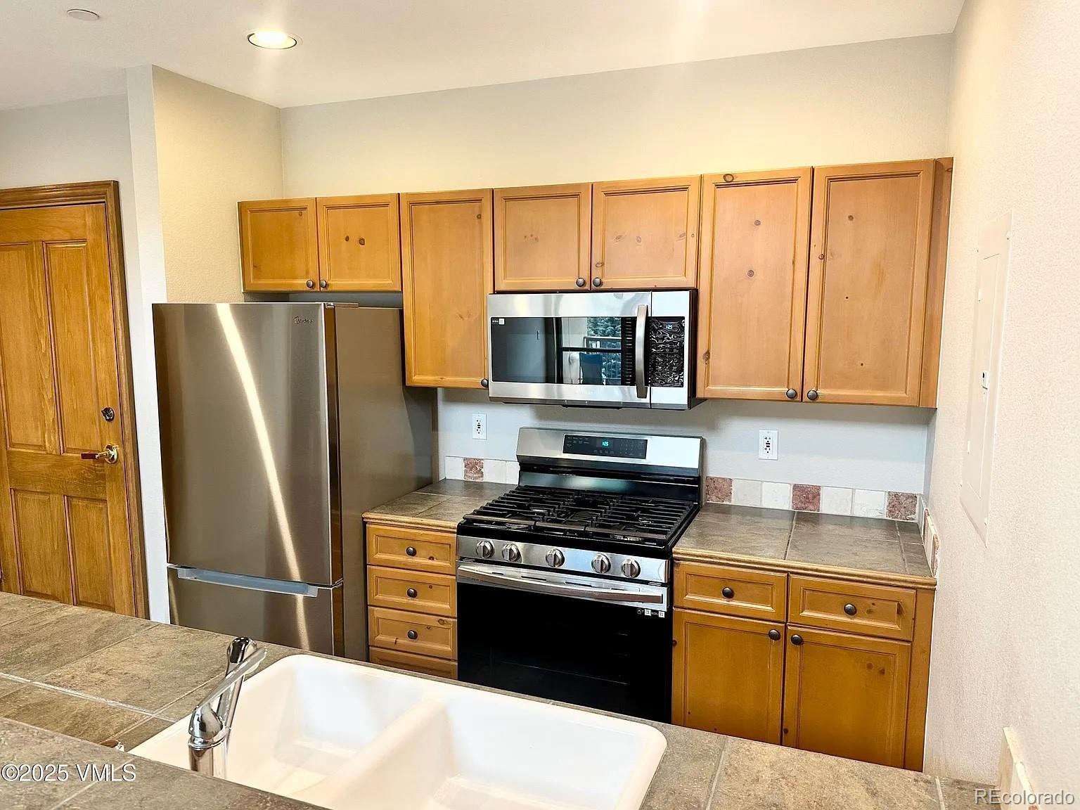 240 Chapel Place 309