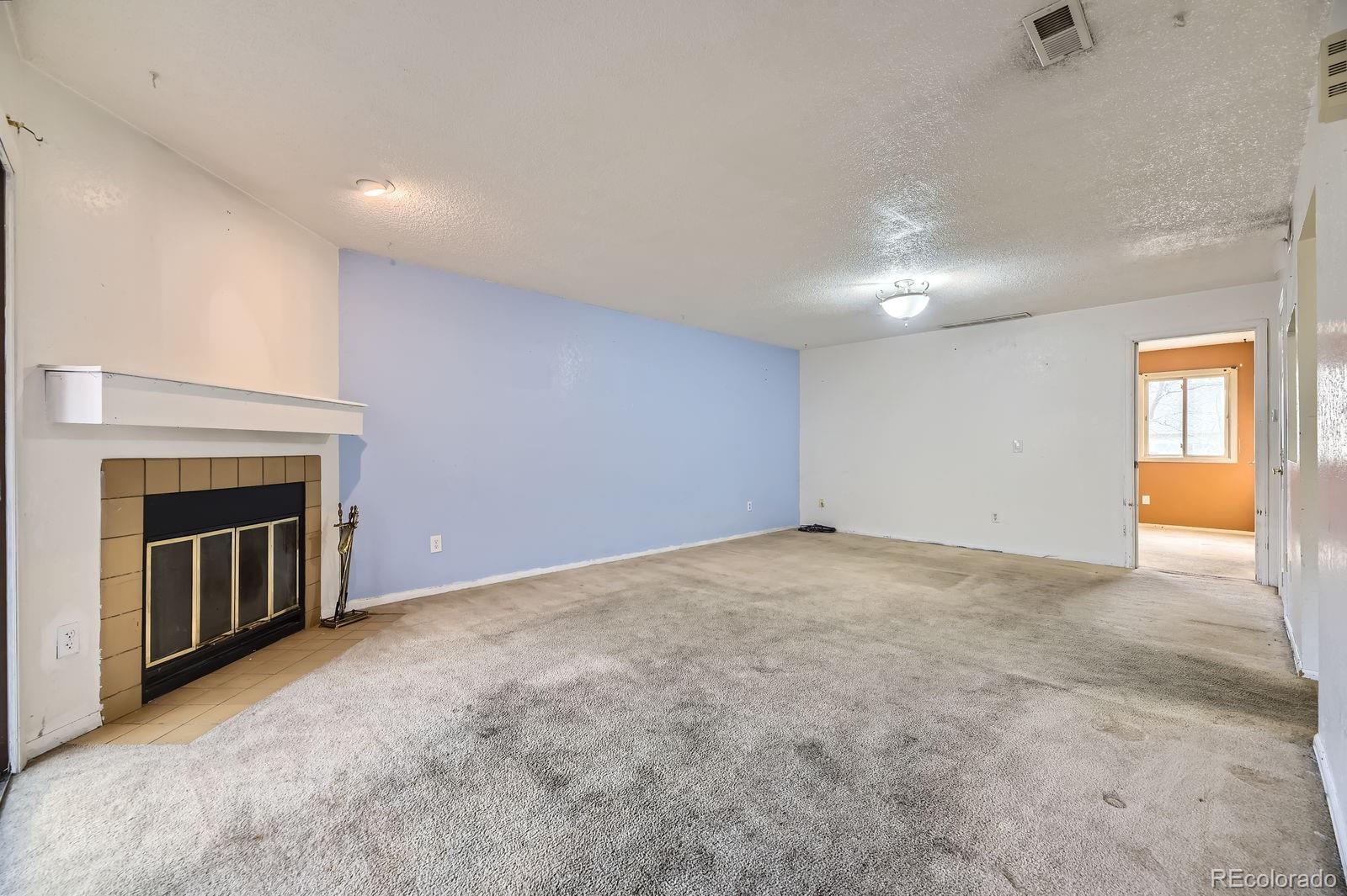3050 W 32nd Avenue 102C