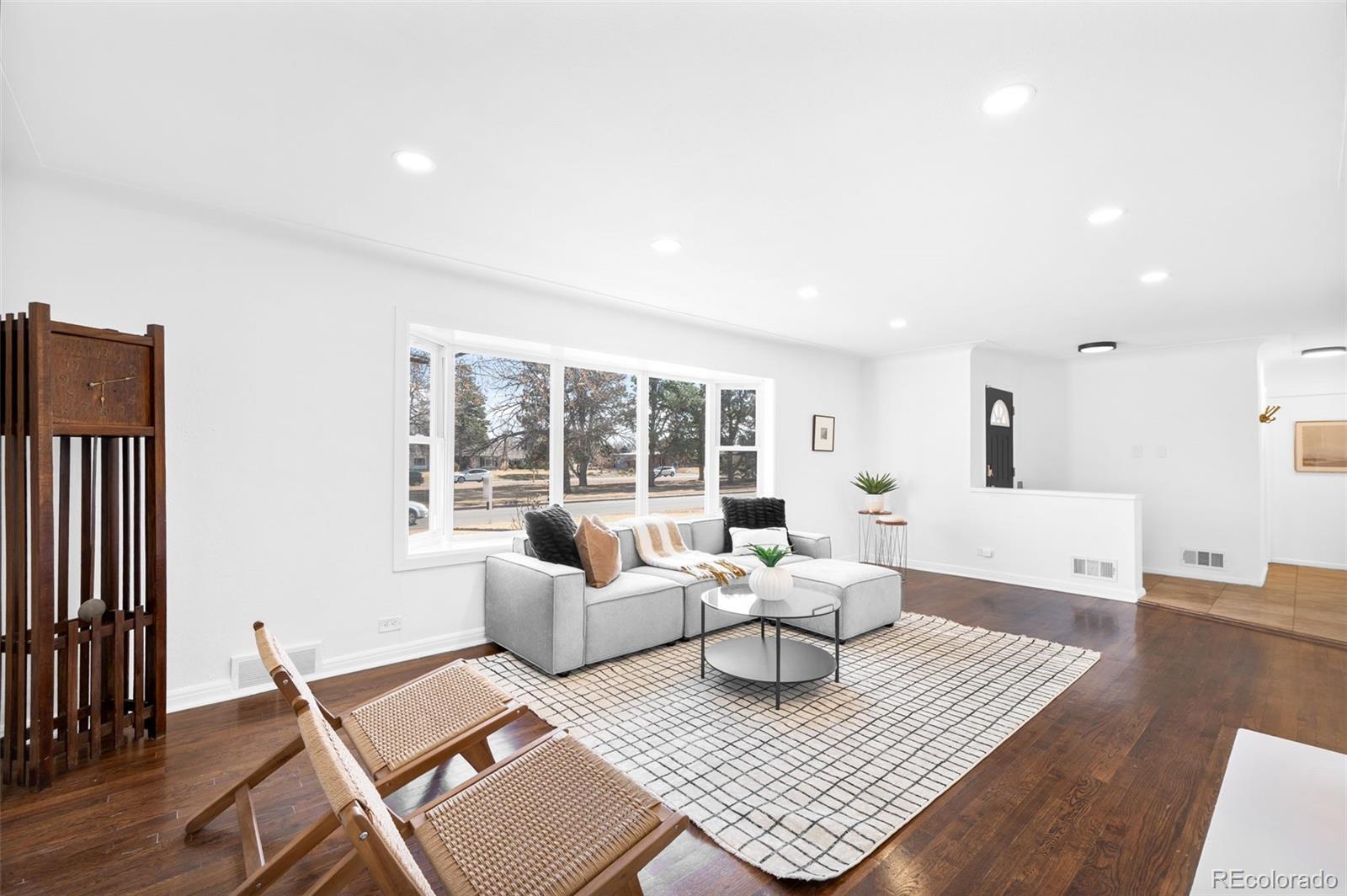 3035 N Monaco st Parkway