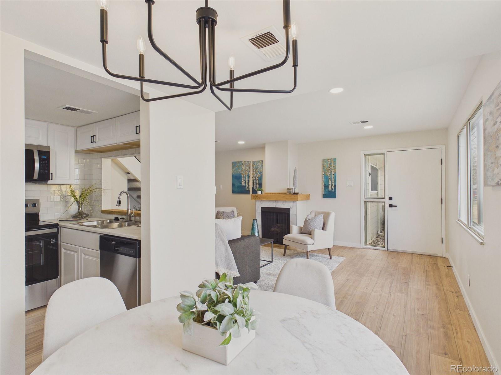 6650 E Arizona Avenue 138