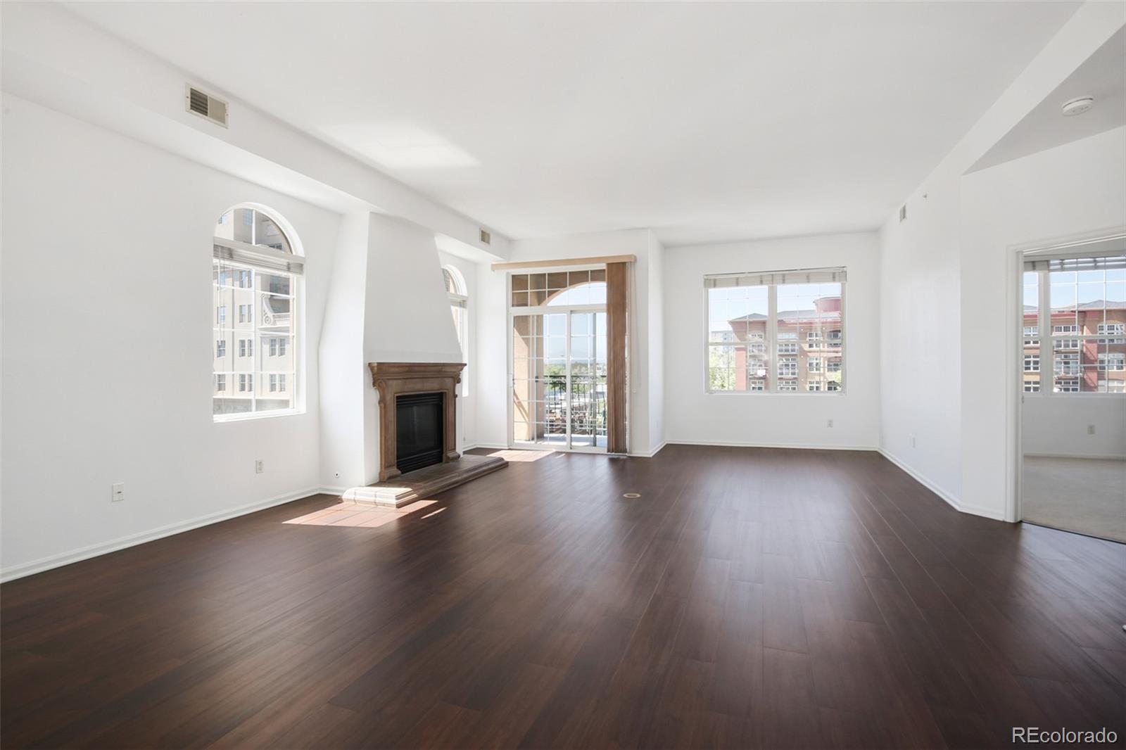 1100 Cherokee Street 504