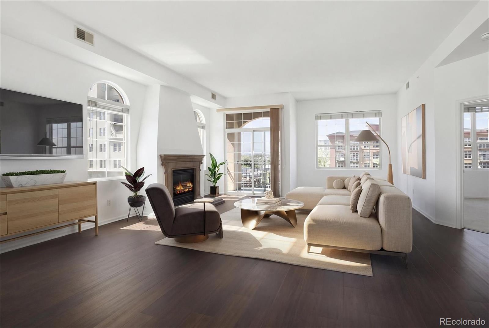 1100 Cherokee Street 504