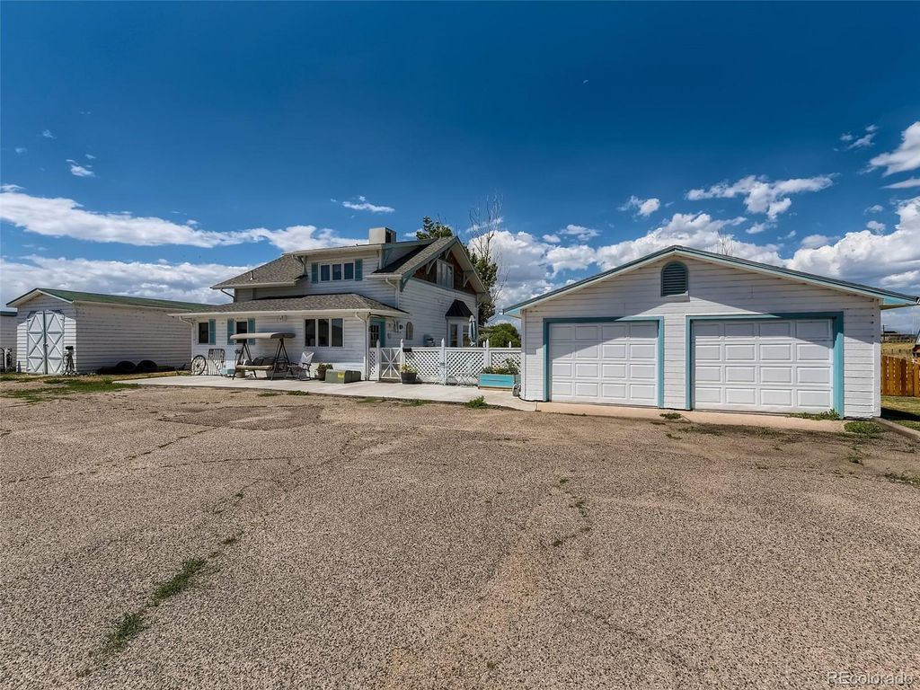 Photo of 3550 E 160th Avenue, Thornton, CO 80602 (MLS # 4350316)