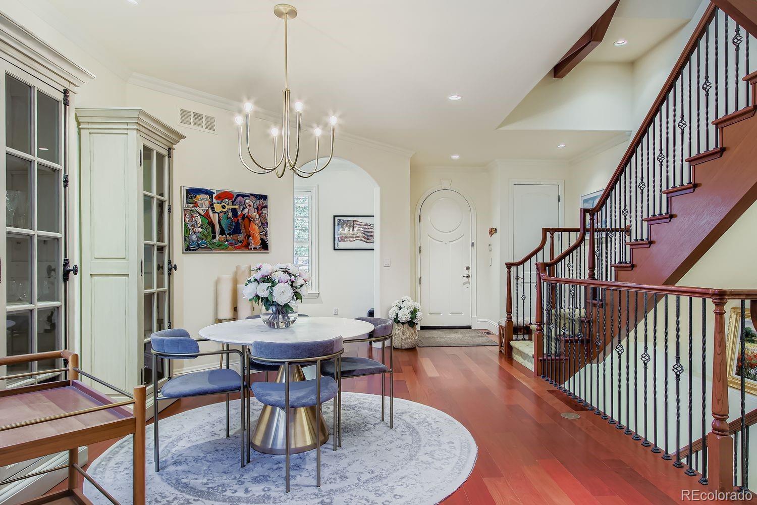 450 N Detroit Street