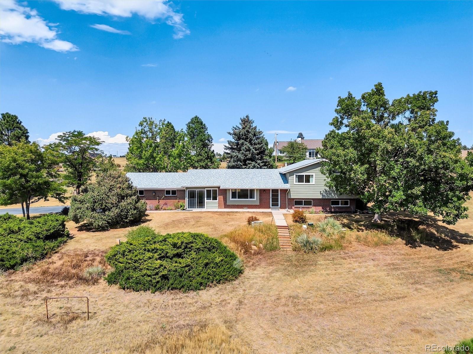 11340 Deer Lane