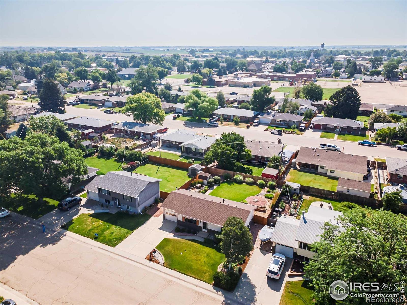 136 S 6th Street