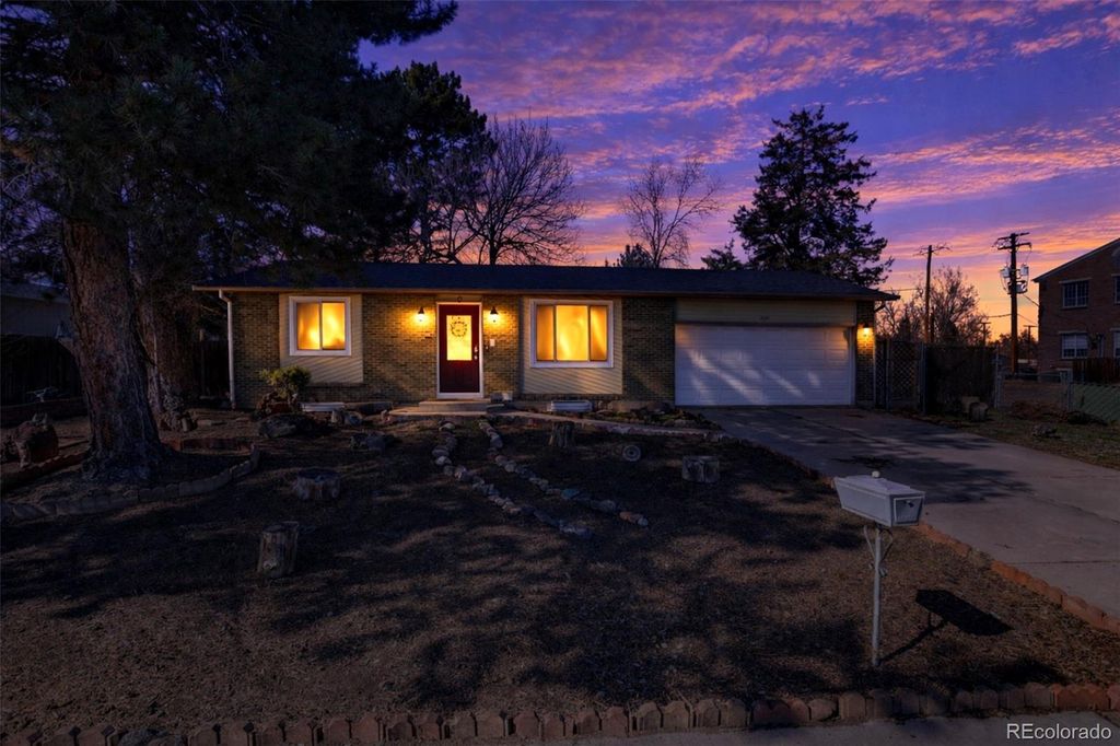 Photo of 2117 S Wadsworth Boulevard, Lakewood, CO 80227 (MLS # 5734573)