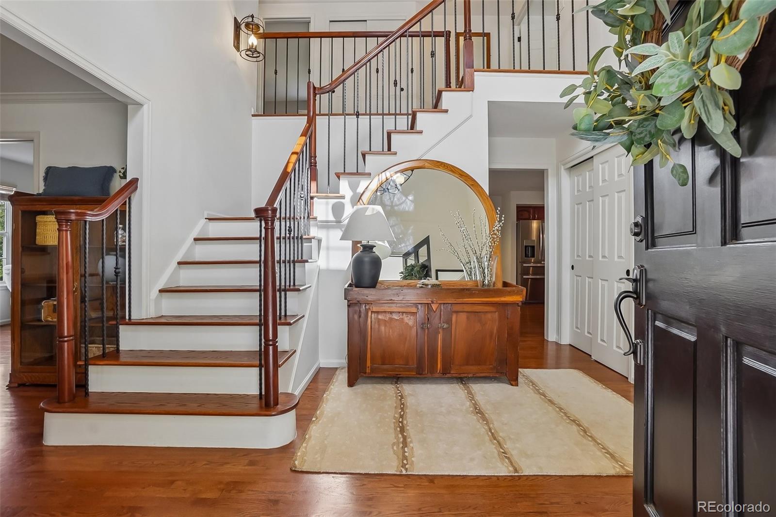 5436 S Everett Way