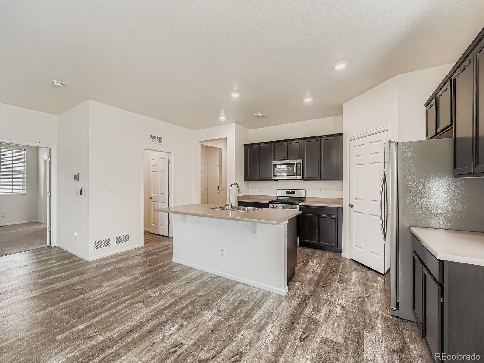 6255 N Gibralter Court