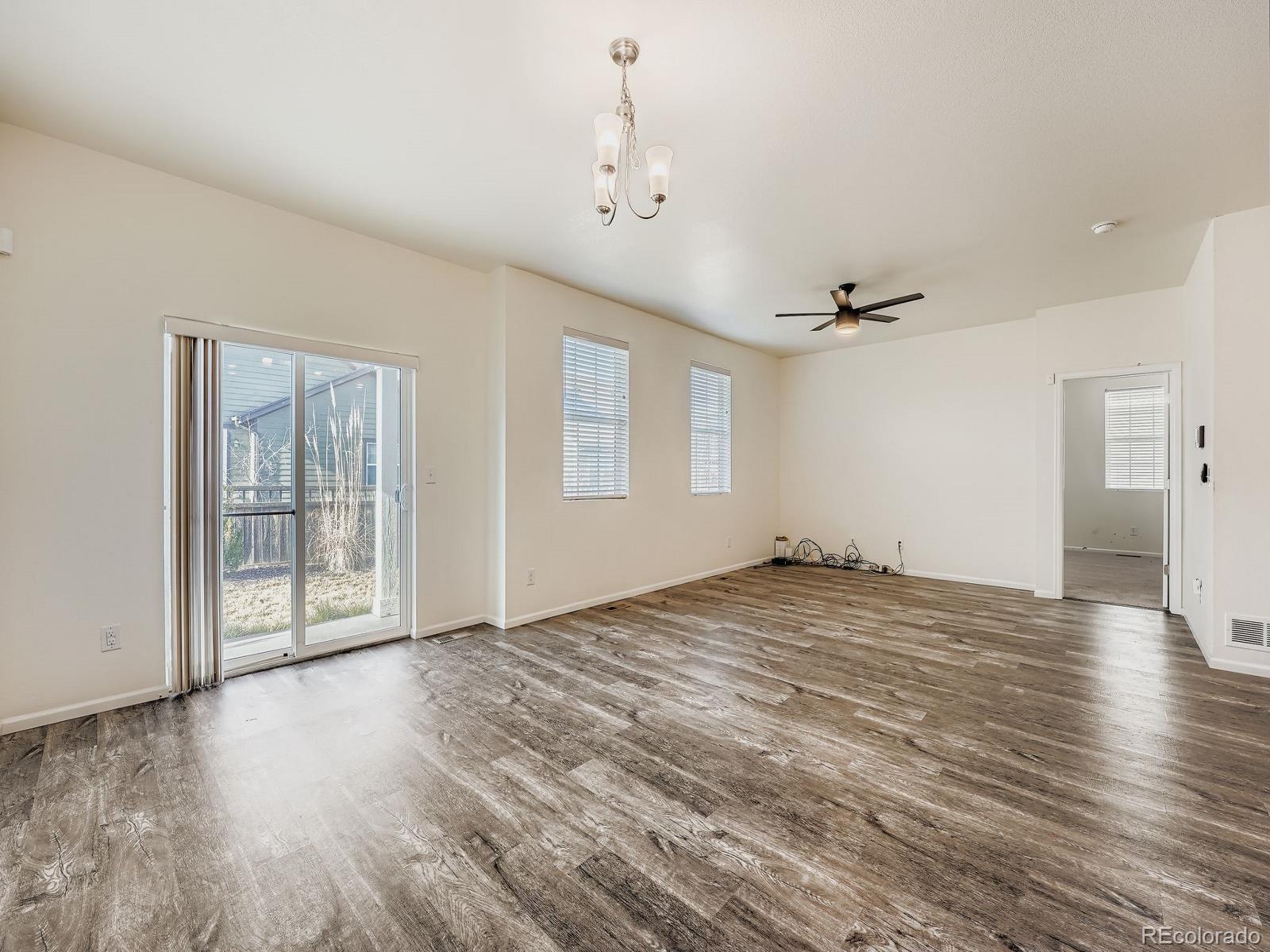 6255 N Gibralter Court