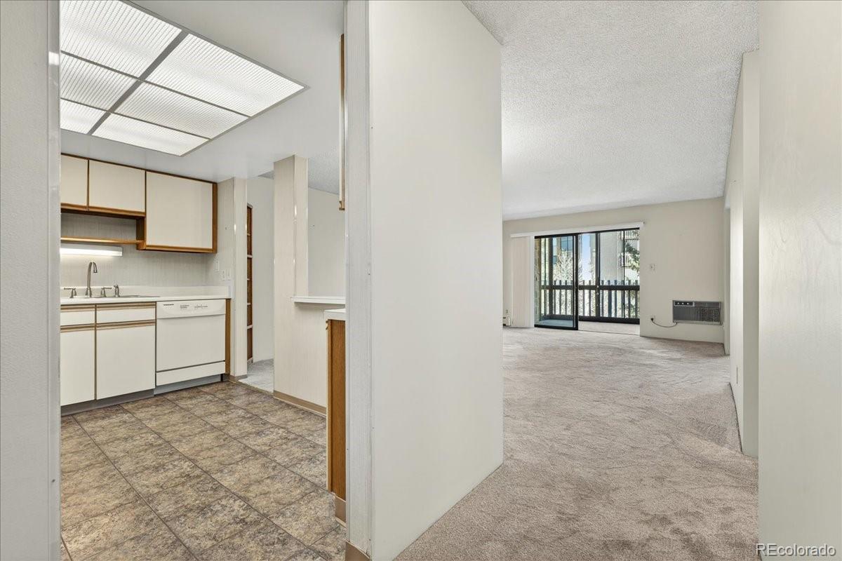 14000 E Linvale Place 406