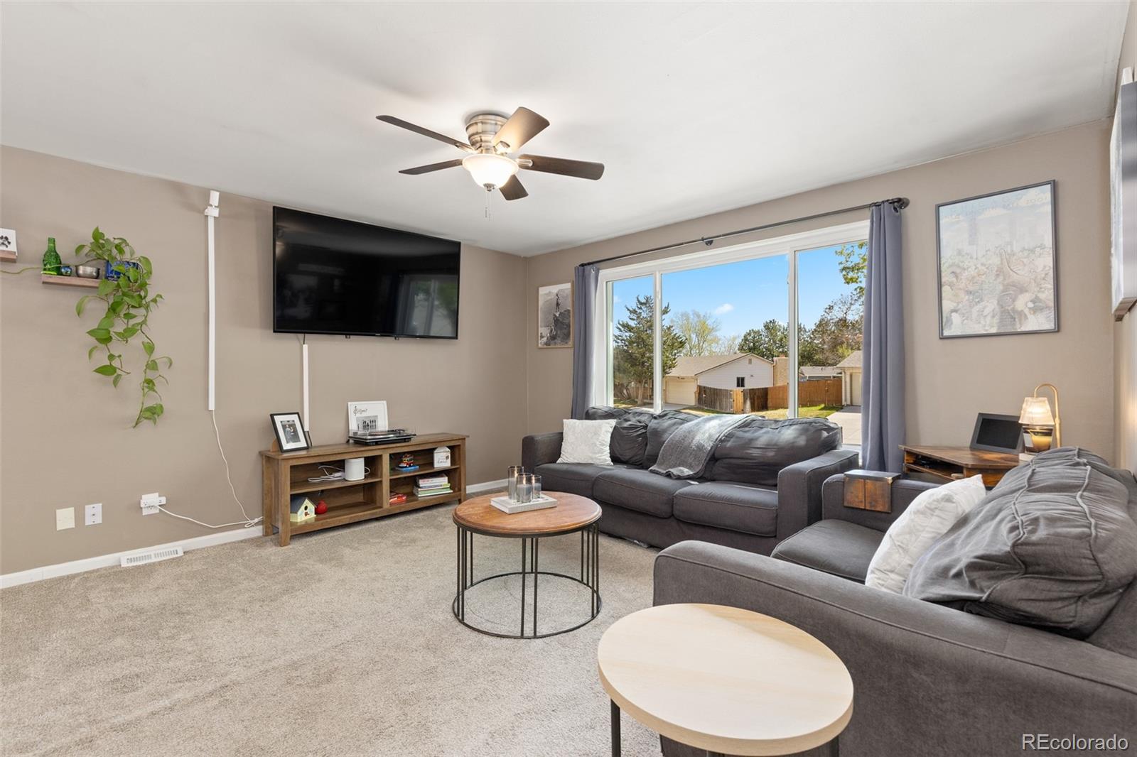 6993 W Hinsdale Drive