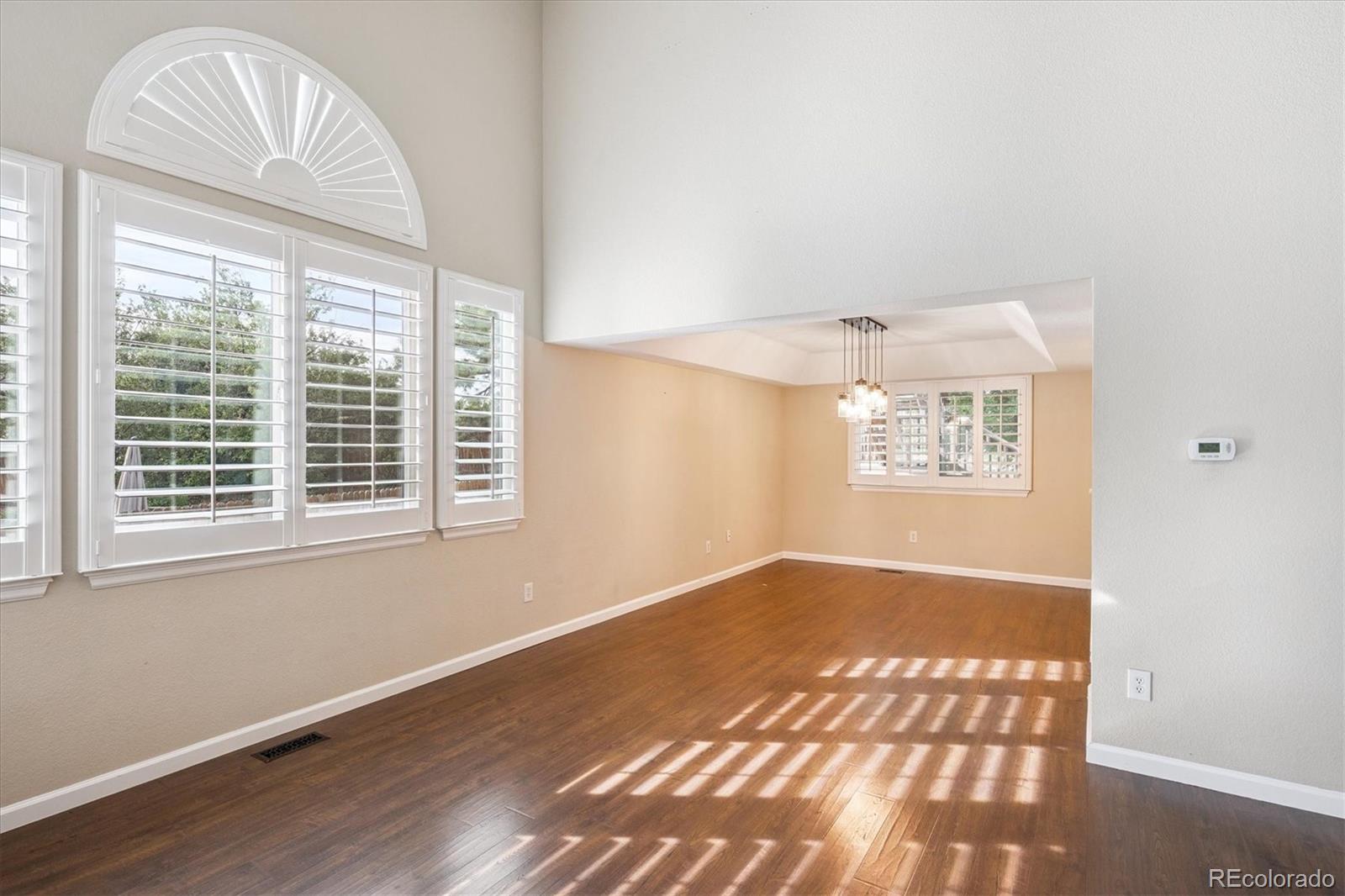11054 W Grand Place