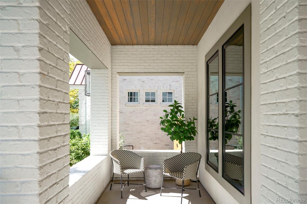 Photo of 1059 S York Street, Denver, CO 80209 (MLS # 2347820)