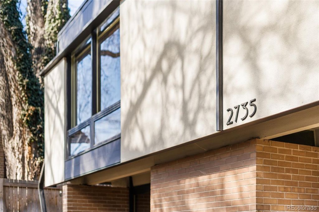 Photo of 2735 E 7th Avenue Parkway, Denver, CO 80206 (MLS # 4640197)