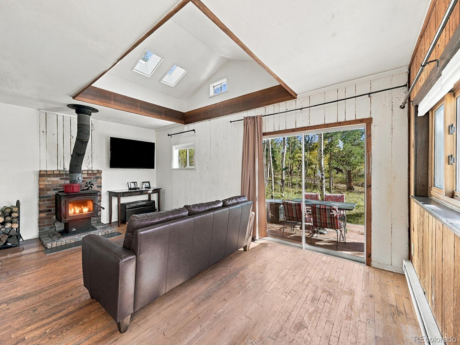 2 Debra Ann Road