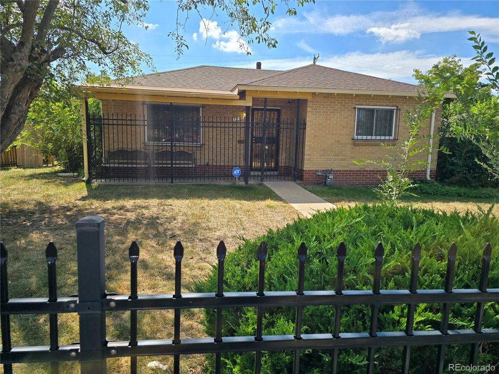 Photo of 3760 Martin Luther King Boulevard, Denver, CO 80205 (MLS # 4025146)
