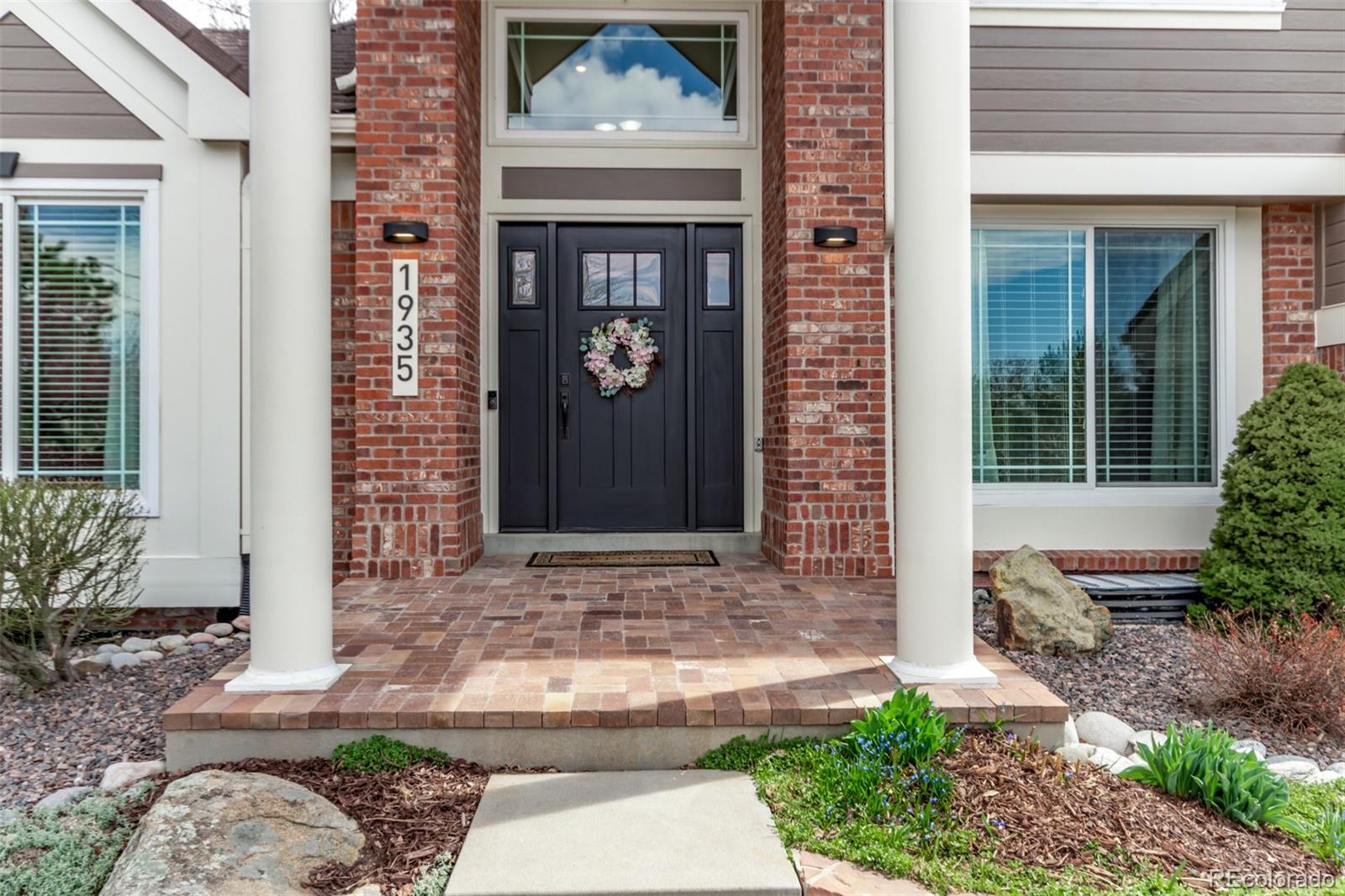 1935 Mountain Laurel Circle