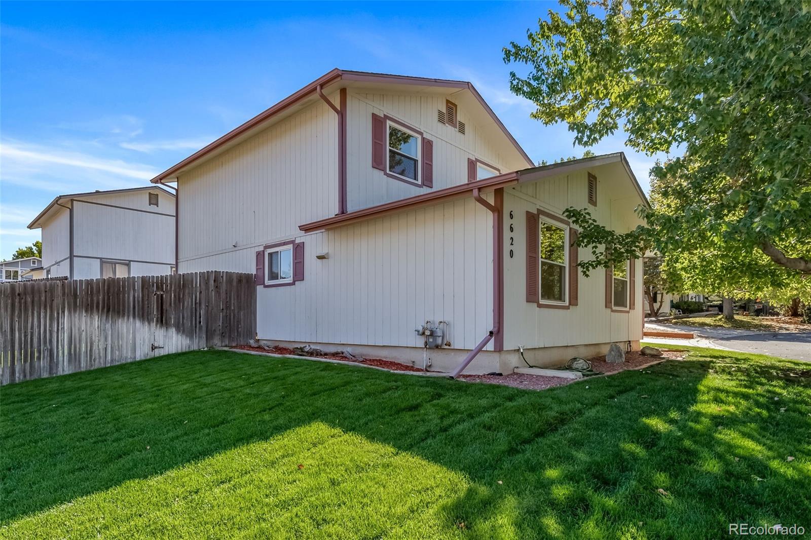 6620 W 95th Place