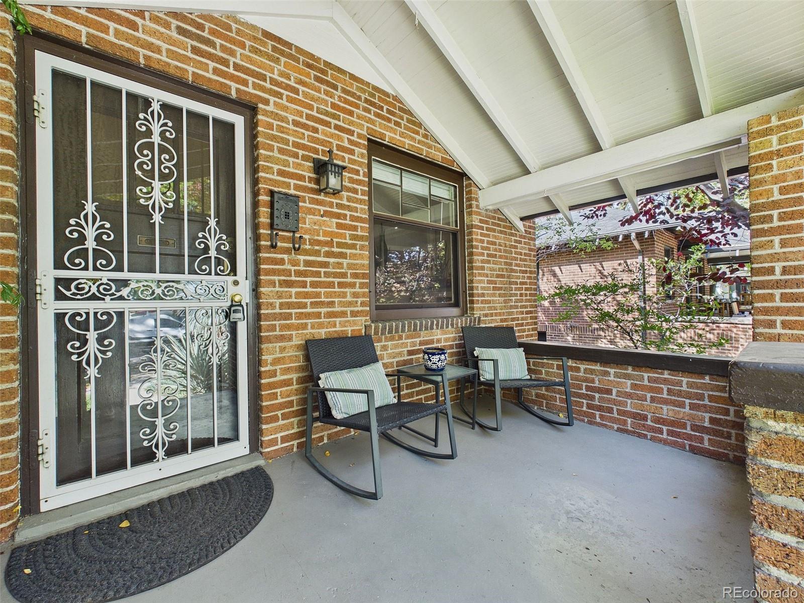 2229 Newton Street