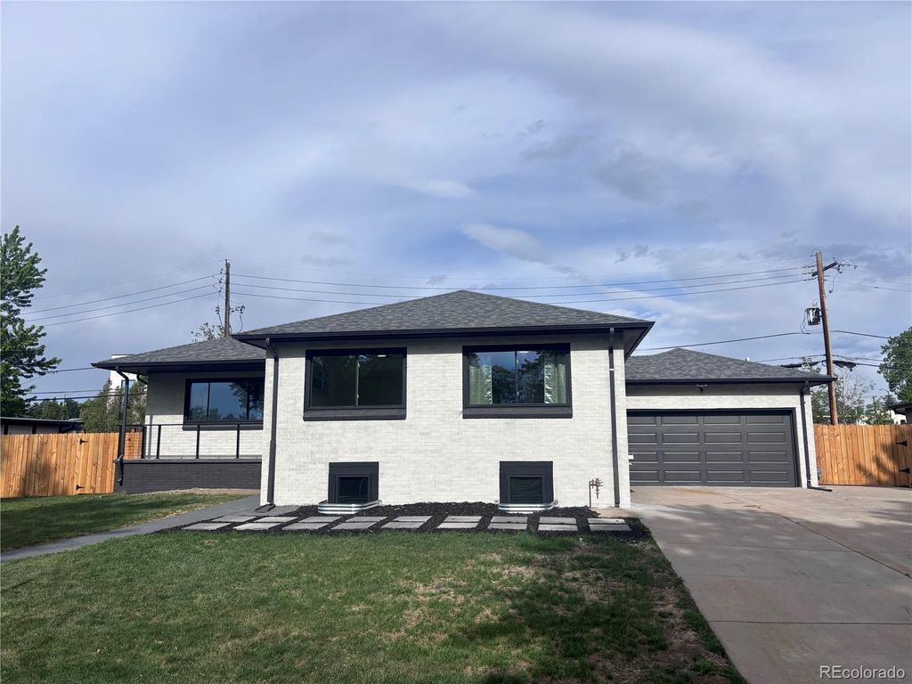 Photo of 2935 Webster Street, Wheat Ridge, CO 80033 (MLS # 2647790)