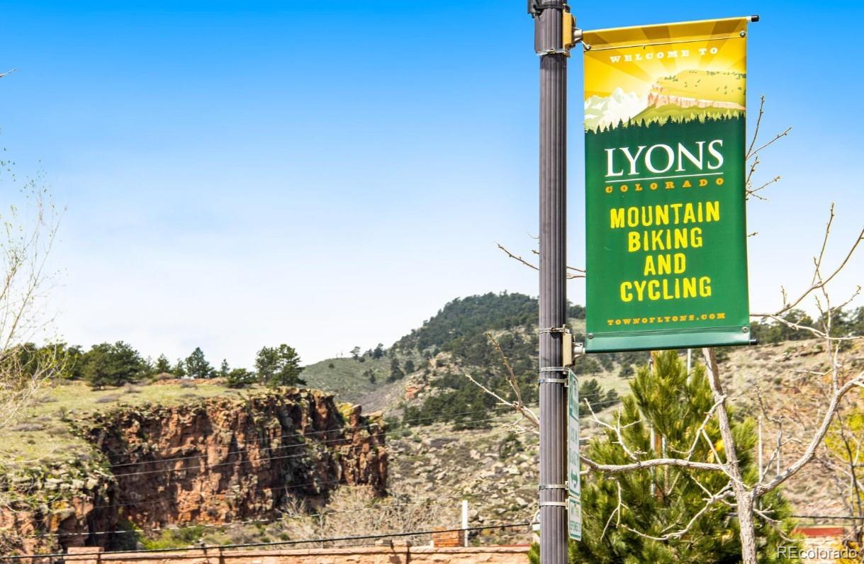 223 Stone Canyon Road