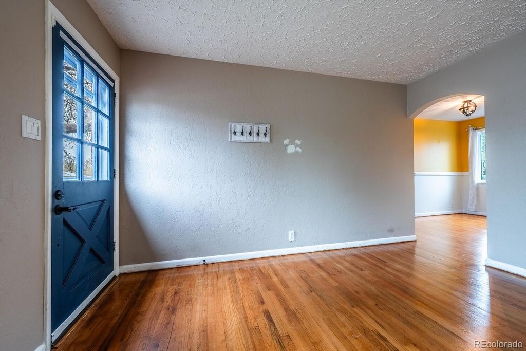 Photo of 3200 W Chenango Avenue, Englewood, CO 80110 (MLS # 2167793)