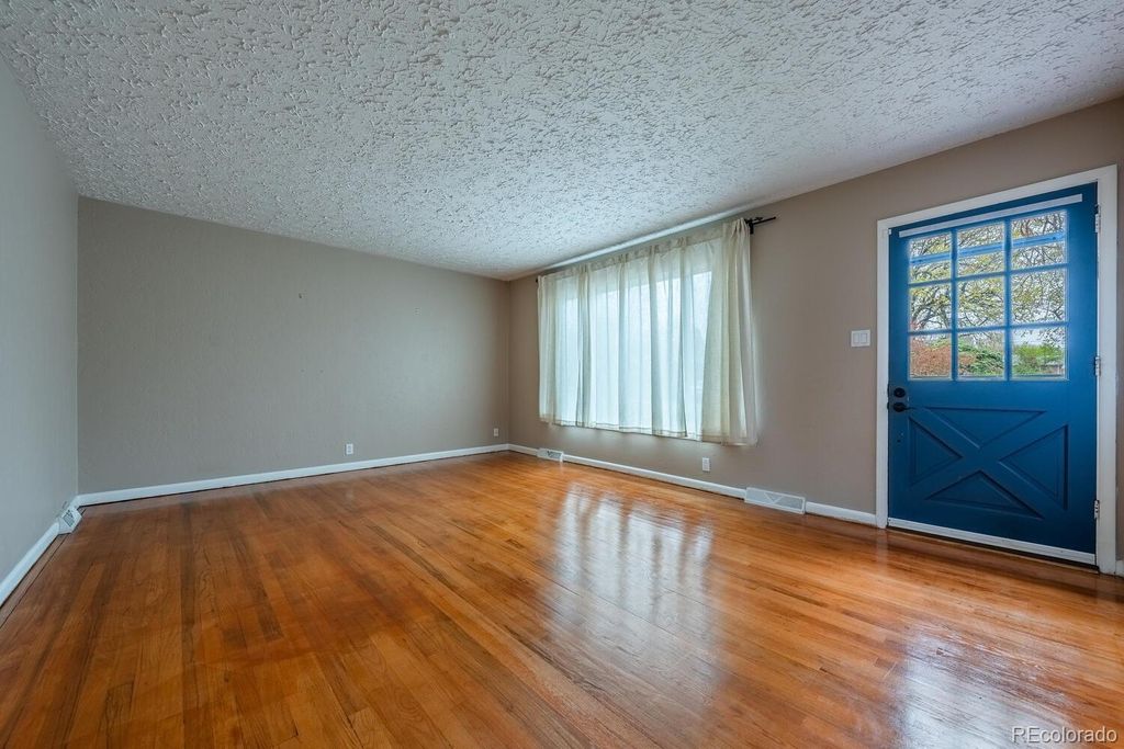 Photo of 3200 W Chenango Avenue, Englewood, CO 80110 (MLS # 2167793)