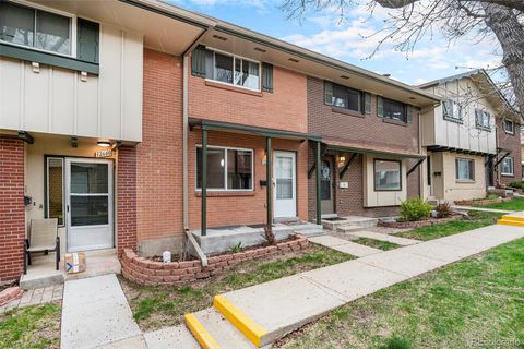 Photo of 12662 W Virginia Avenue, Lakewood, CO 80228 (MLS # 8405052)