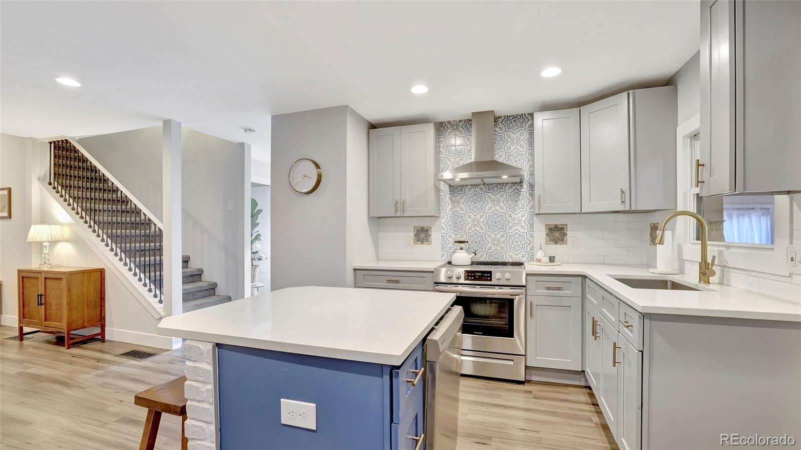 2549 Glenarm Place
