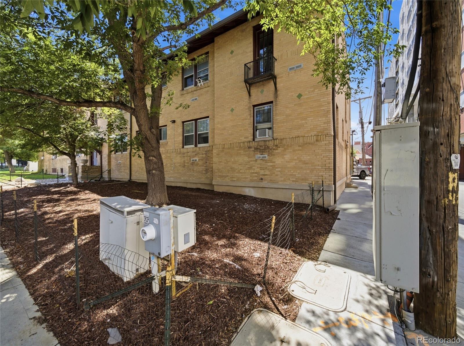 2101 S Josephine Street 212