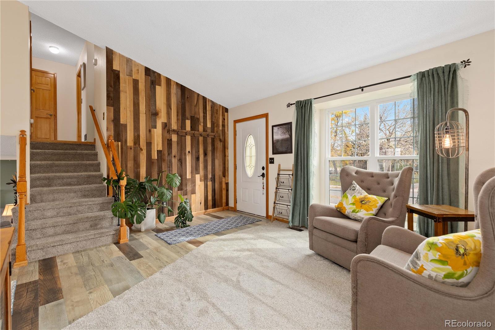 10909 W 104th Circle