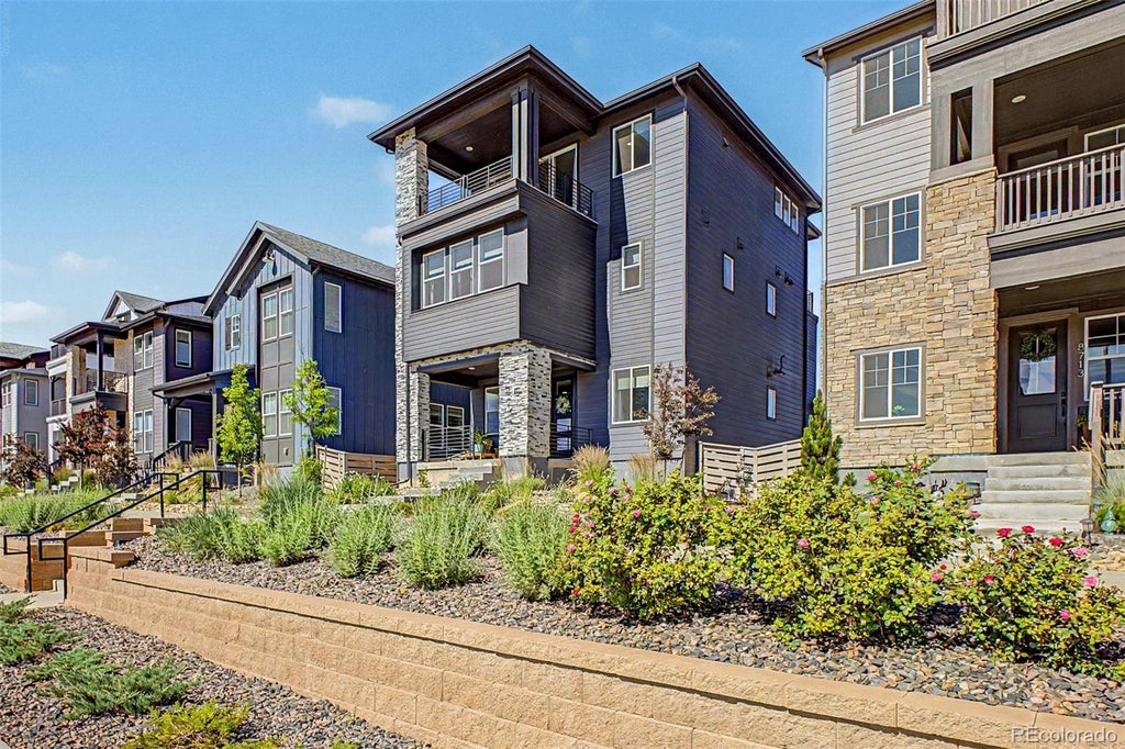 Photo of 8709 Middle Fork Street, Littleton, CO 80125 (MLS # 2158473)