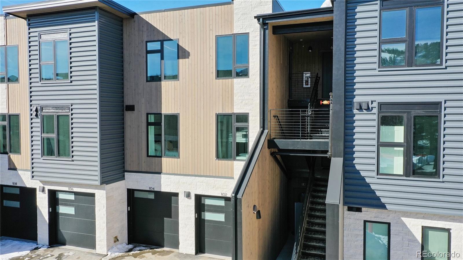 930 Blue River Parkway 622