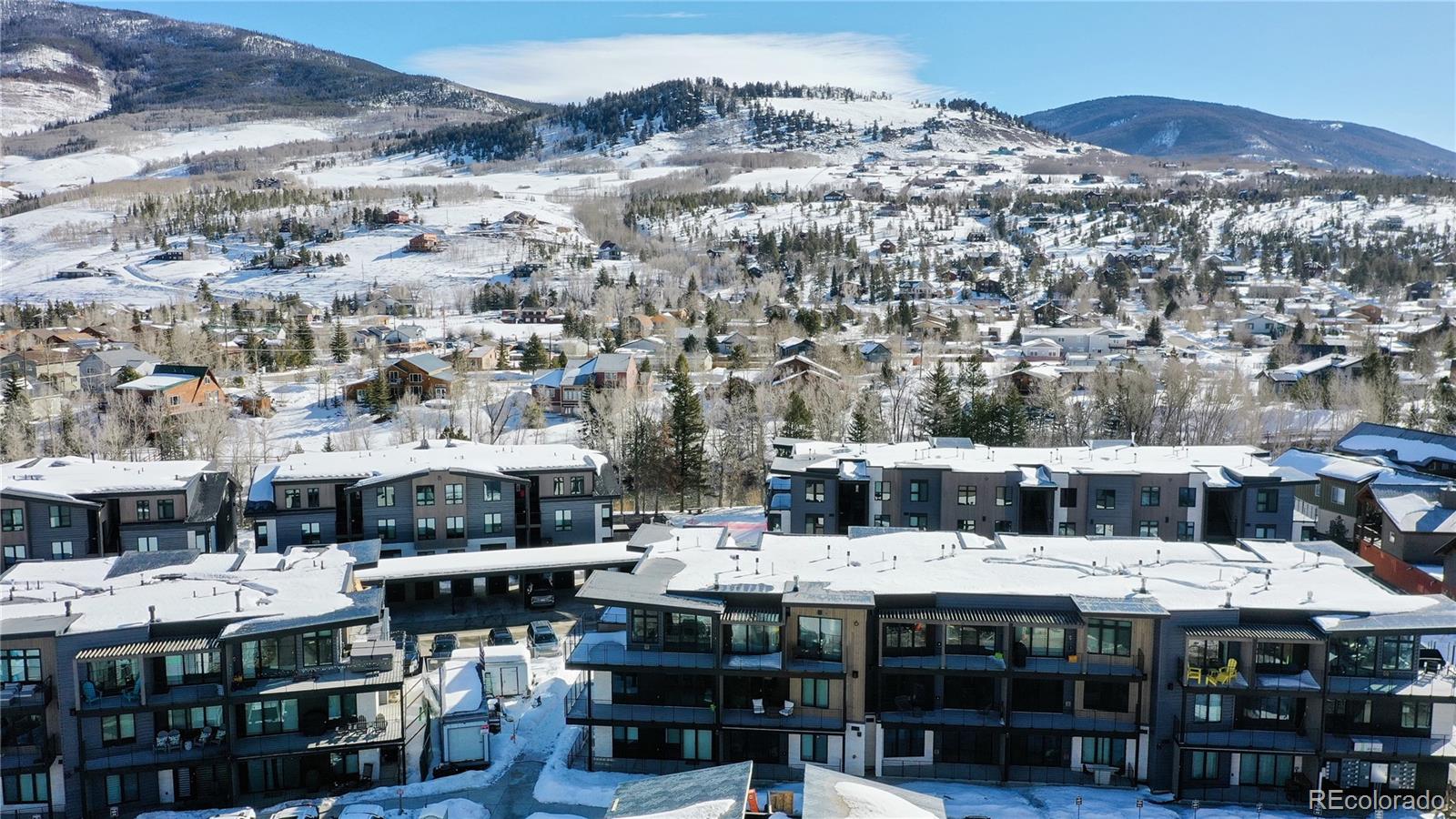 930 Blue River Parkway 622