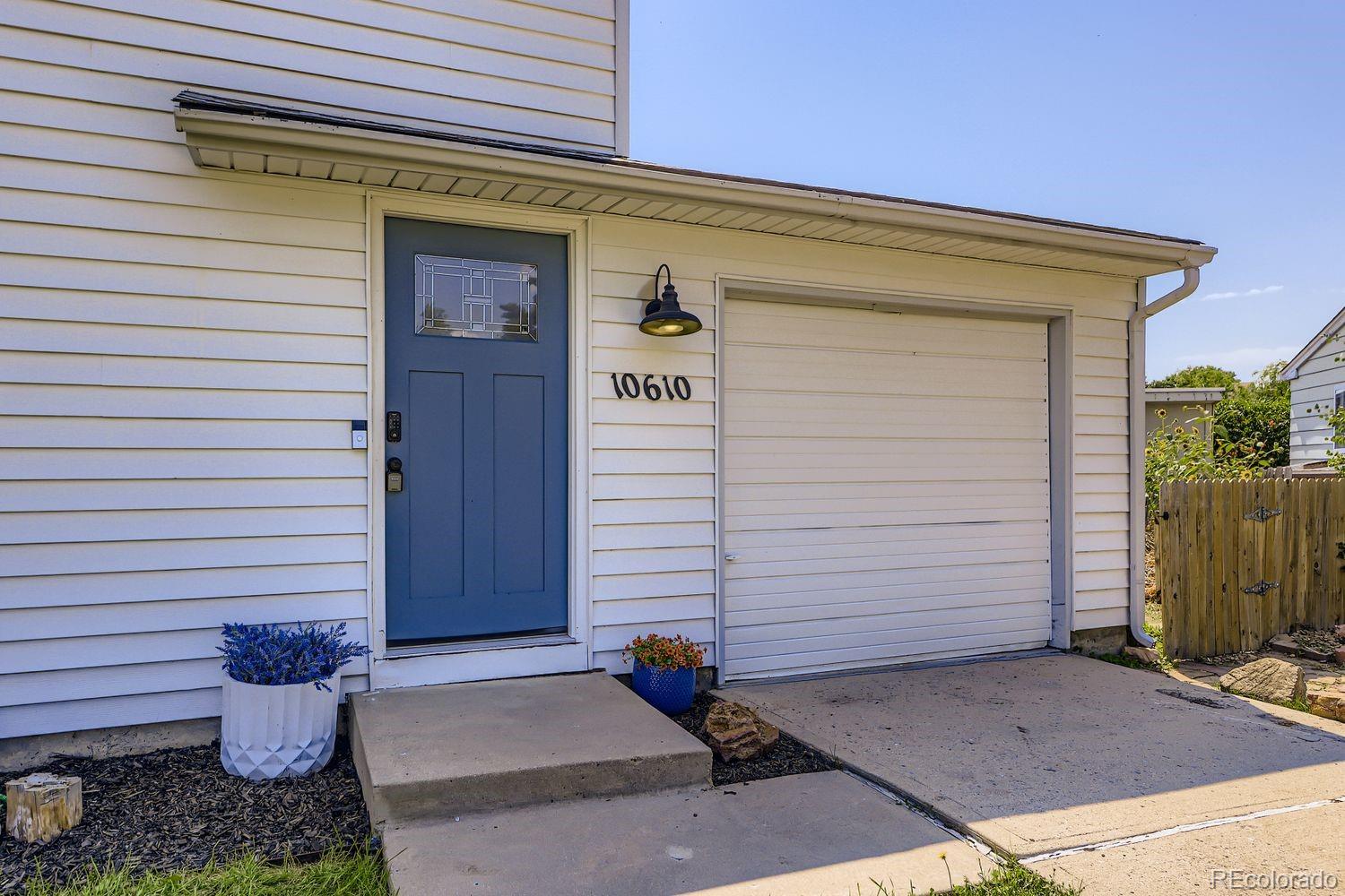 10610 Moore Court